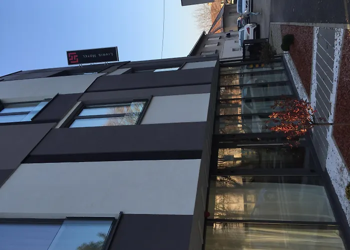 Livris Hotel